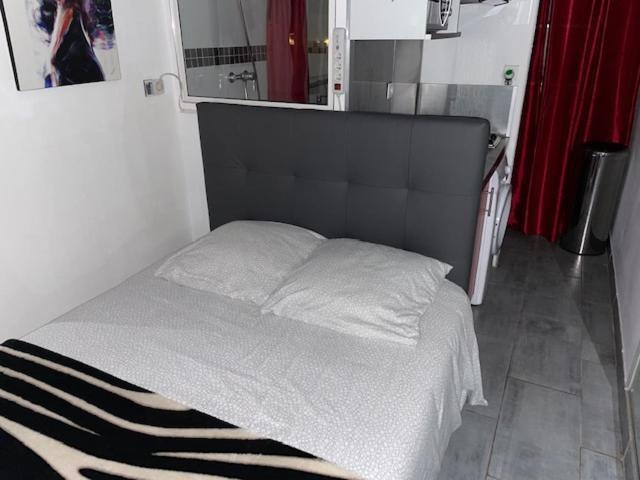 Naturist Paradise In « Swinging Cap » * Agde