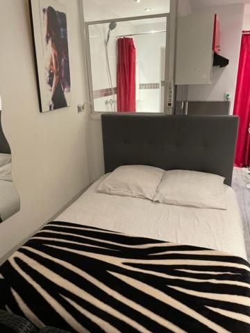 Naturist Paradise In « Swinging Cap » Agde